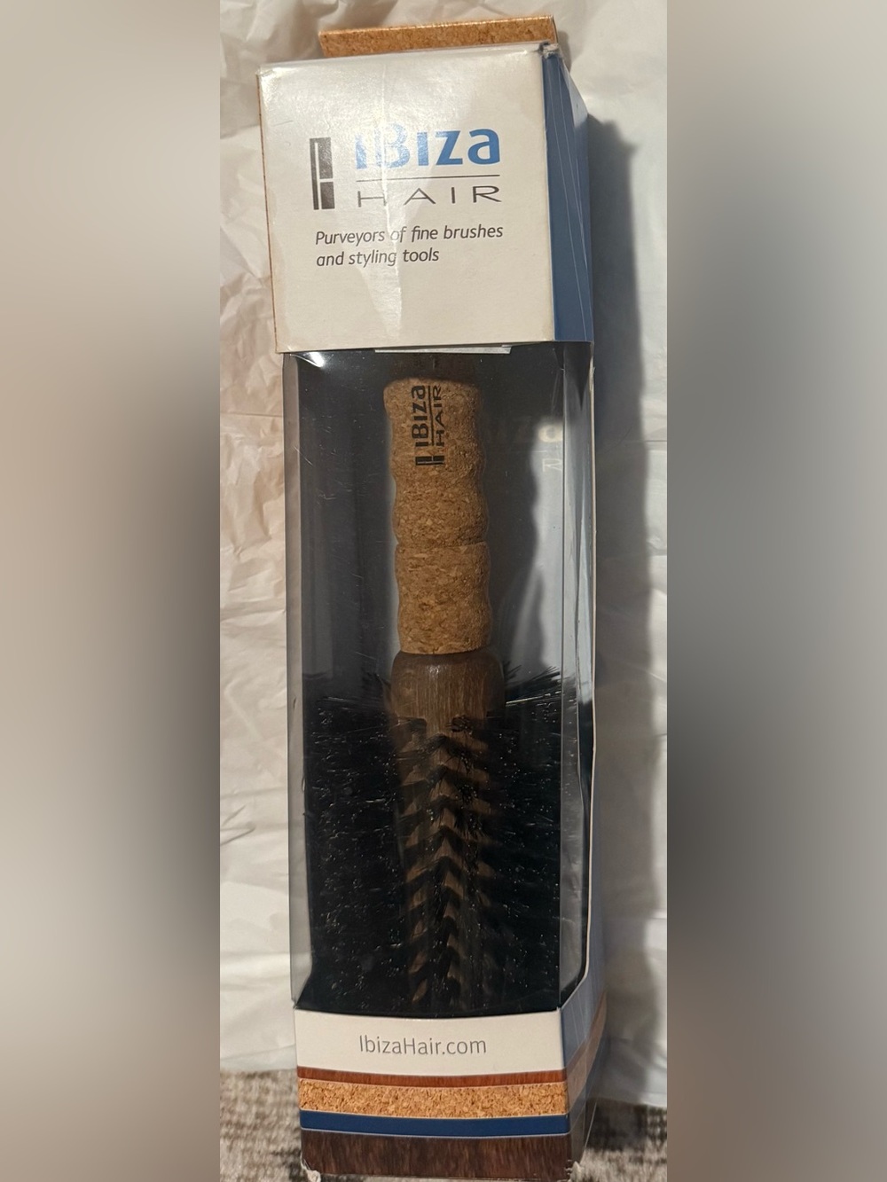 Ibiza Hair Round Vent Brush with Black Bristles and Brown Handle IBIEX4